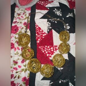 Gold Wire Ball Necklace